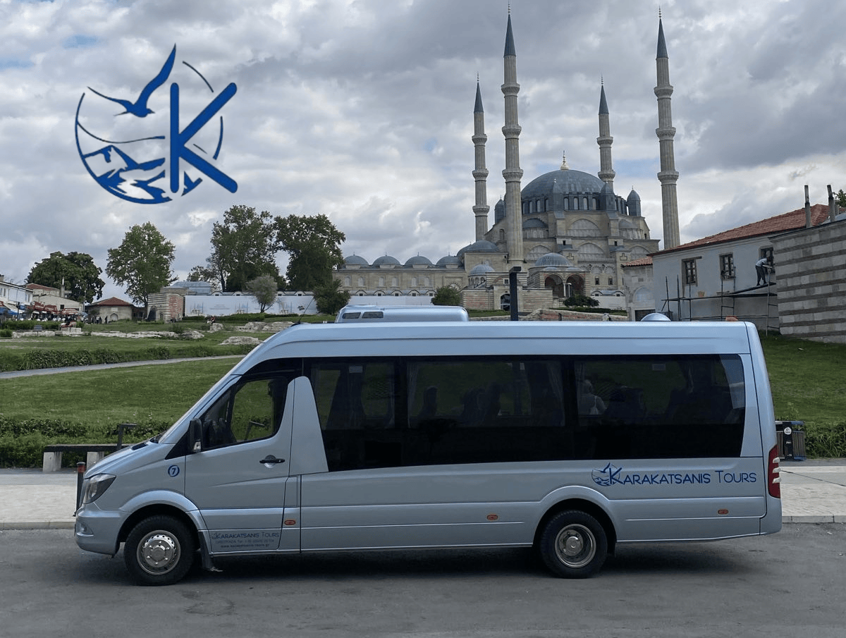 Το Premium Minibus του Karakatsanis Tours έφτασε - Νέο Mercedes-Benz Sprinter Travel 55