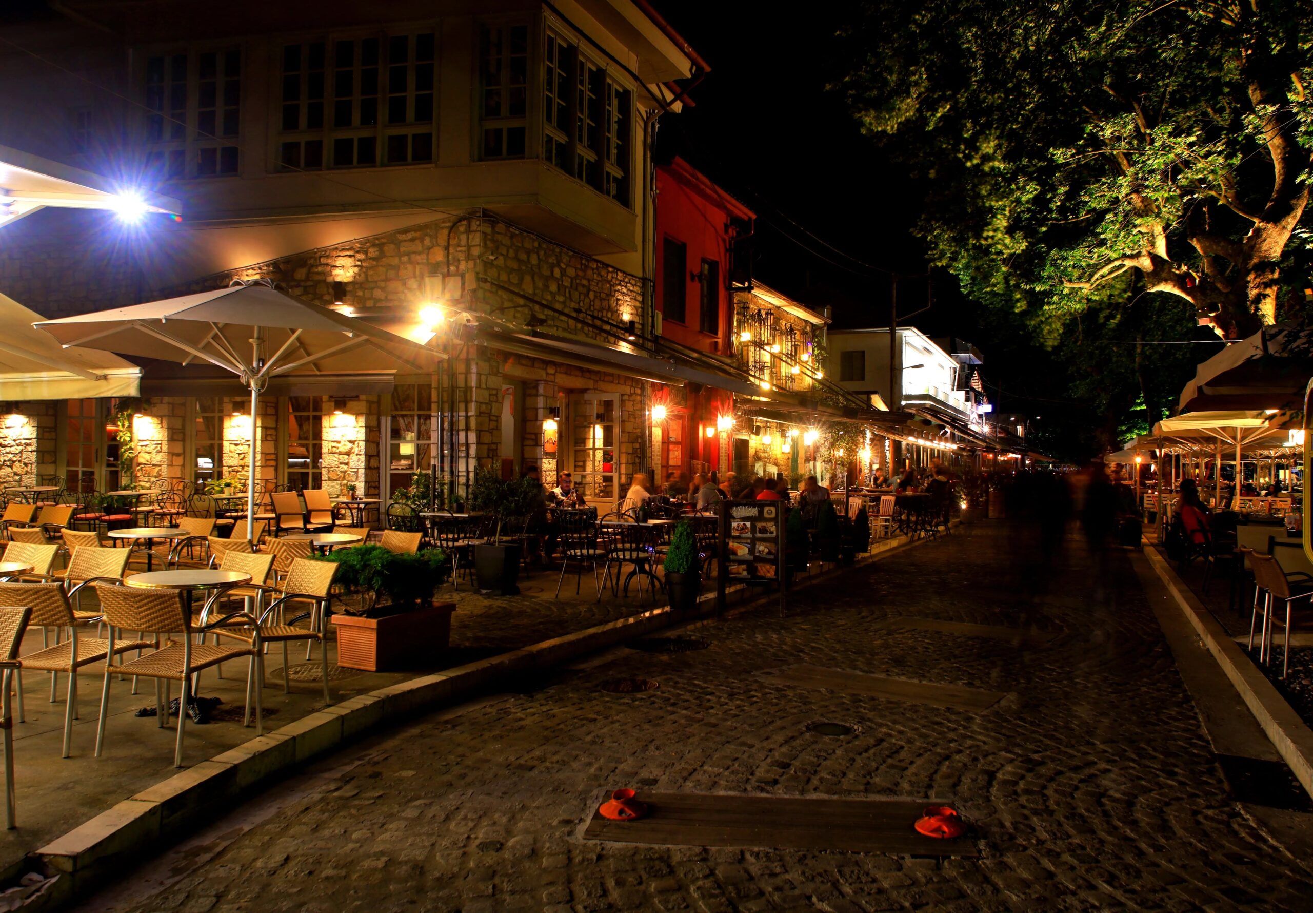 Θεοφάνεια στα Γιάννενα: Μια 4ήμερη Απόδραση
Αγιασμός των Υδάτων στη Λίμνη Παμβώτιδα – Ζαγοροχώρια – Δωδώνη – Μέτσοβο: Μια εμπειρία γεμάτη πίστη, παράδοση και φύση.
